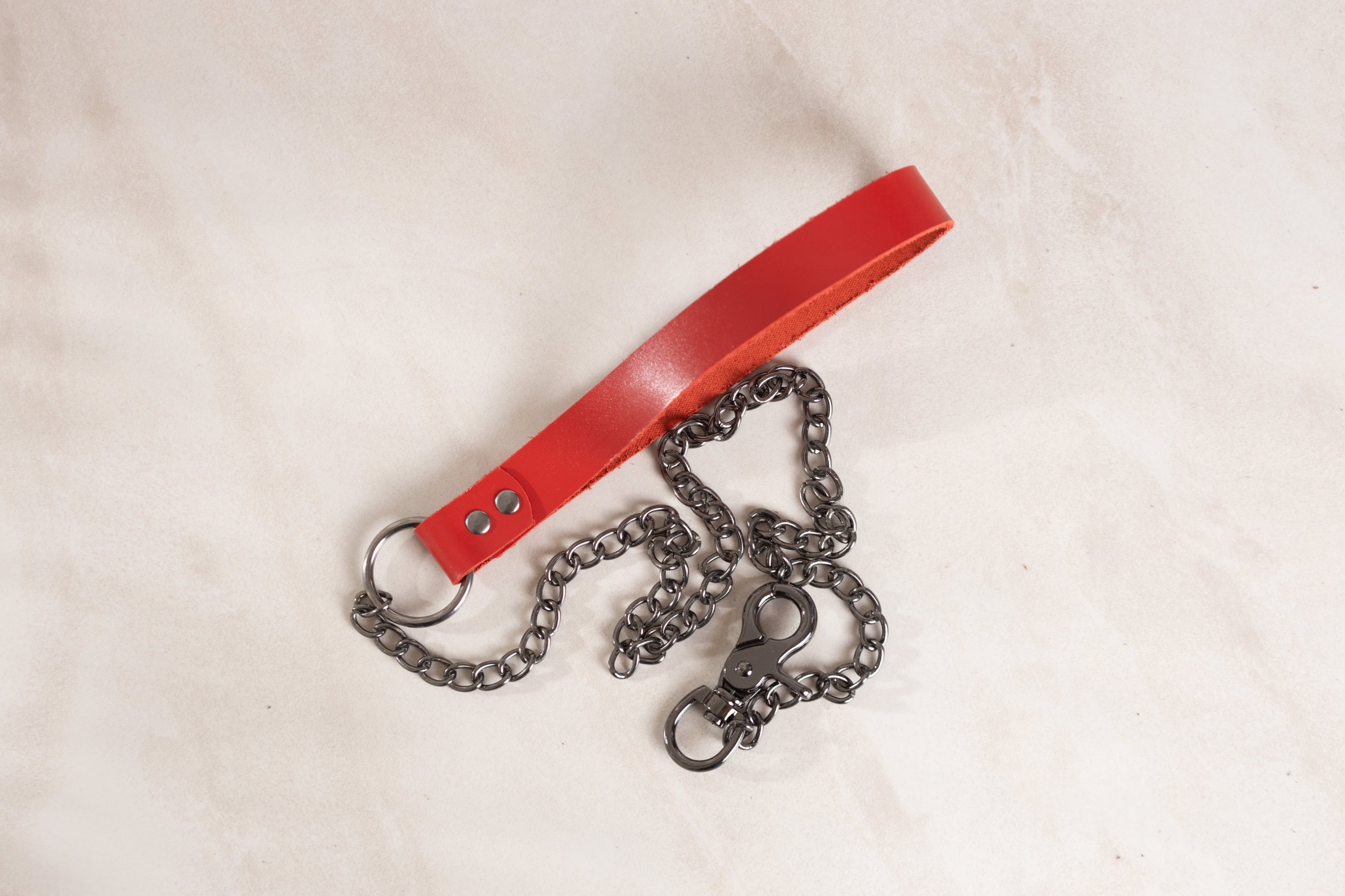 BDSM Leash red