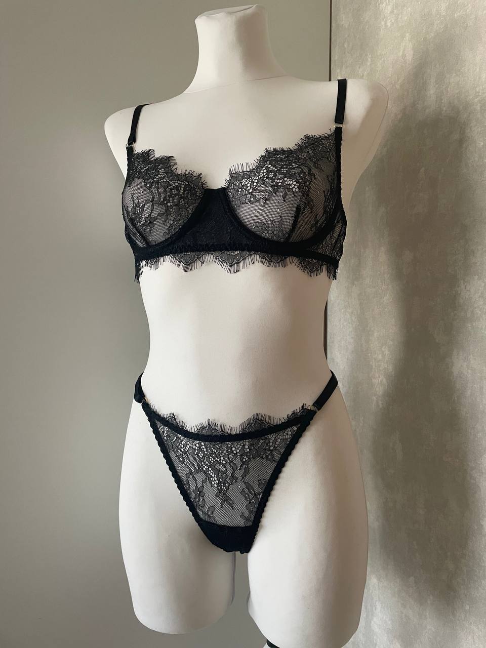 Elegant Black Lace Lingerie Set with Garter Belts